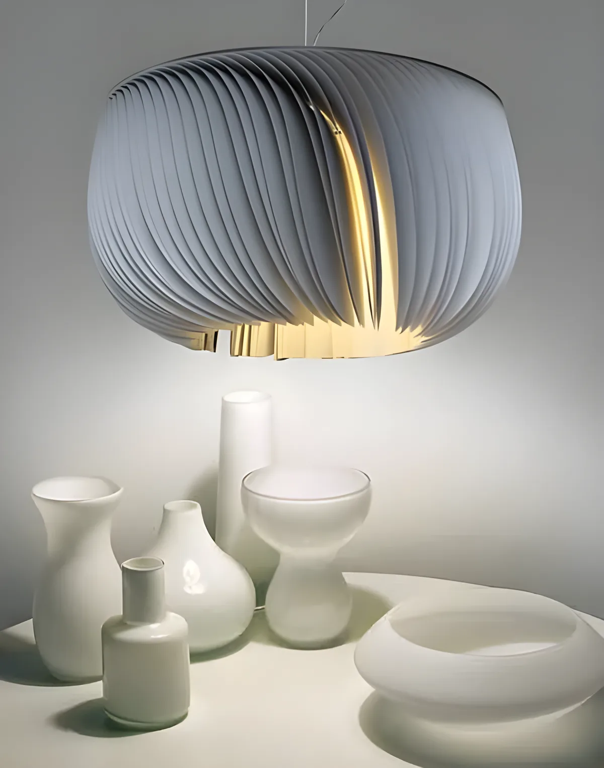 Moderná papierová lampa