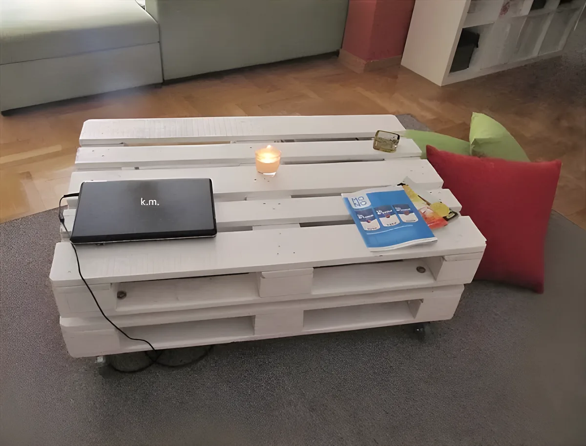 Stolík z paliet